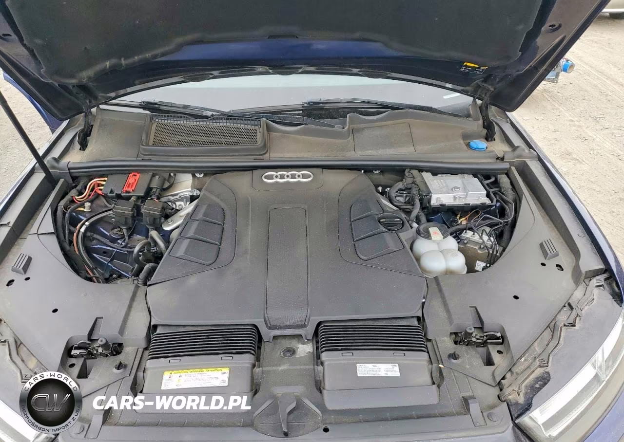 2019 Audi Q7 Premium Plus VIN:WA1LAAF7XKD049281 - 11