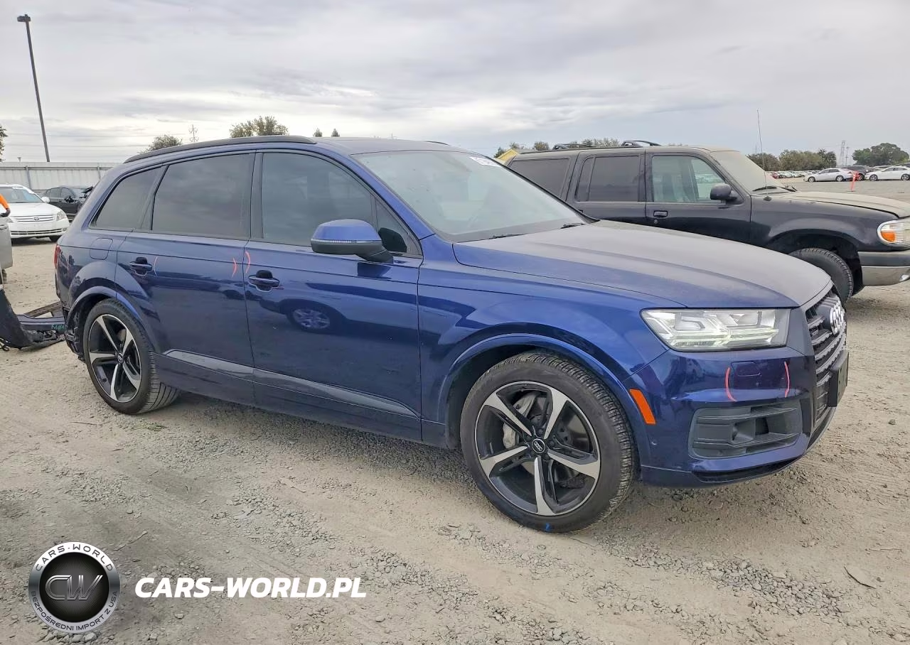 2019 Audi Q7 Premium Plus VIN:WA1LAAF7XKD049281 - 4