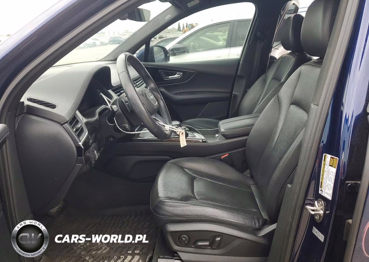 2019 Audi Q7 Premium Plus VIN:WA1LAAF7XKD049281 - 7