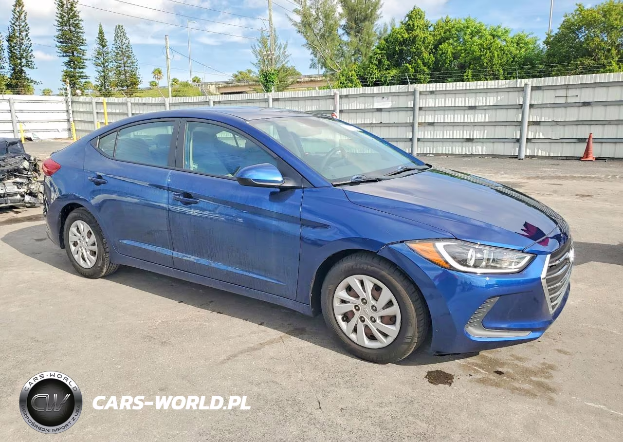 2018 Hyundai Elantra Se VIN:5NPD74LF9JH318160 - 4
