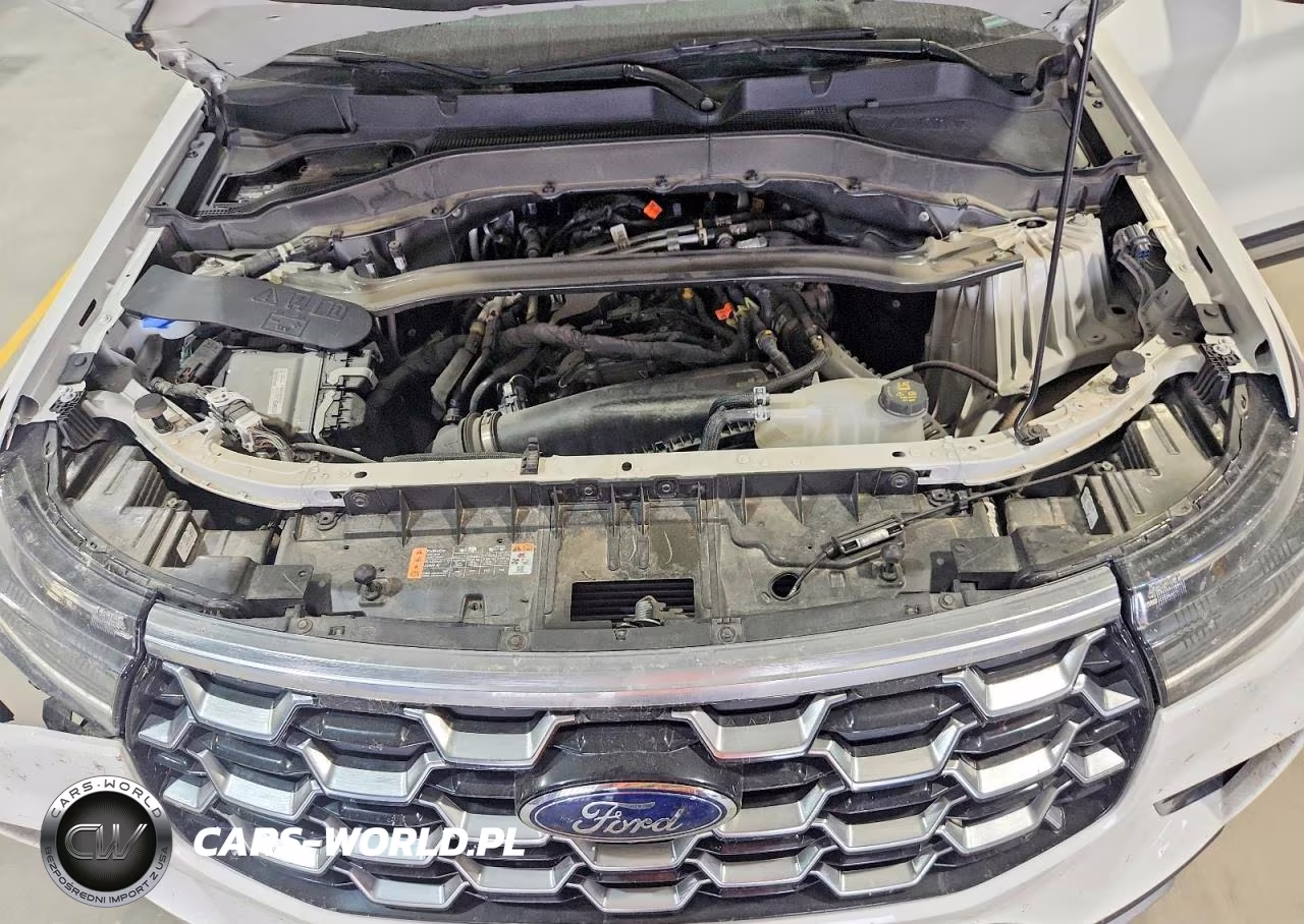 2025 Ford Explorer Platinum VIN:1FMUK8HH1SGA41604 - 12