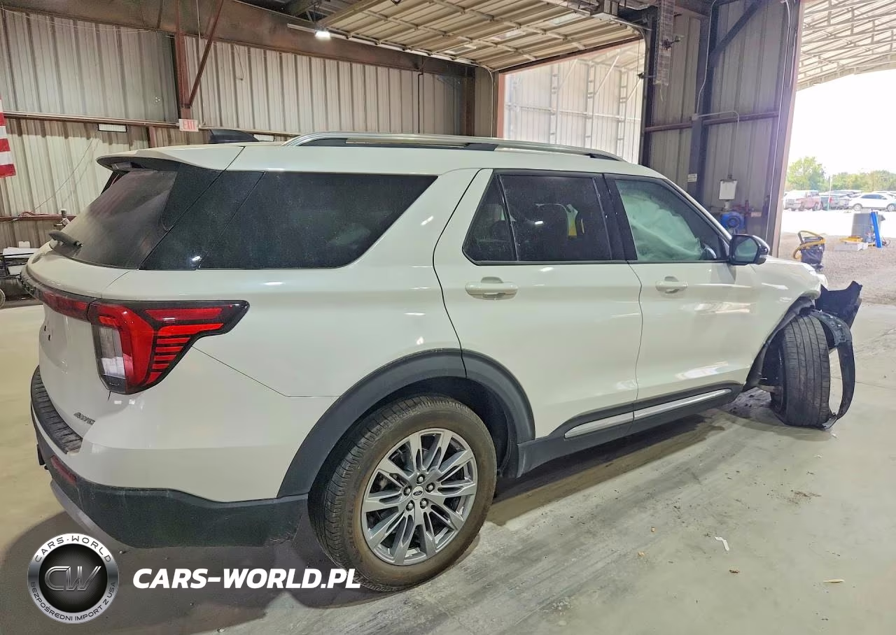 2025 Ford Explorer Platinum VIN:1FMUK8HH1SGA41604 - 3