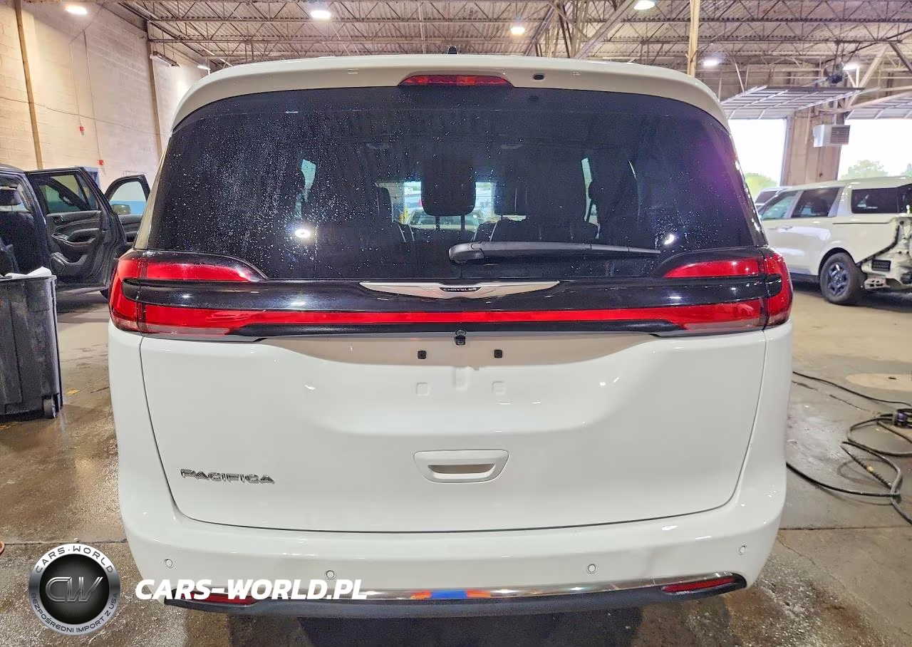 2026 Chrysler Pacifica Select VIN:2C4RC1BG2TR204341 - 6