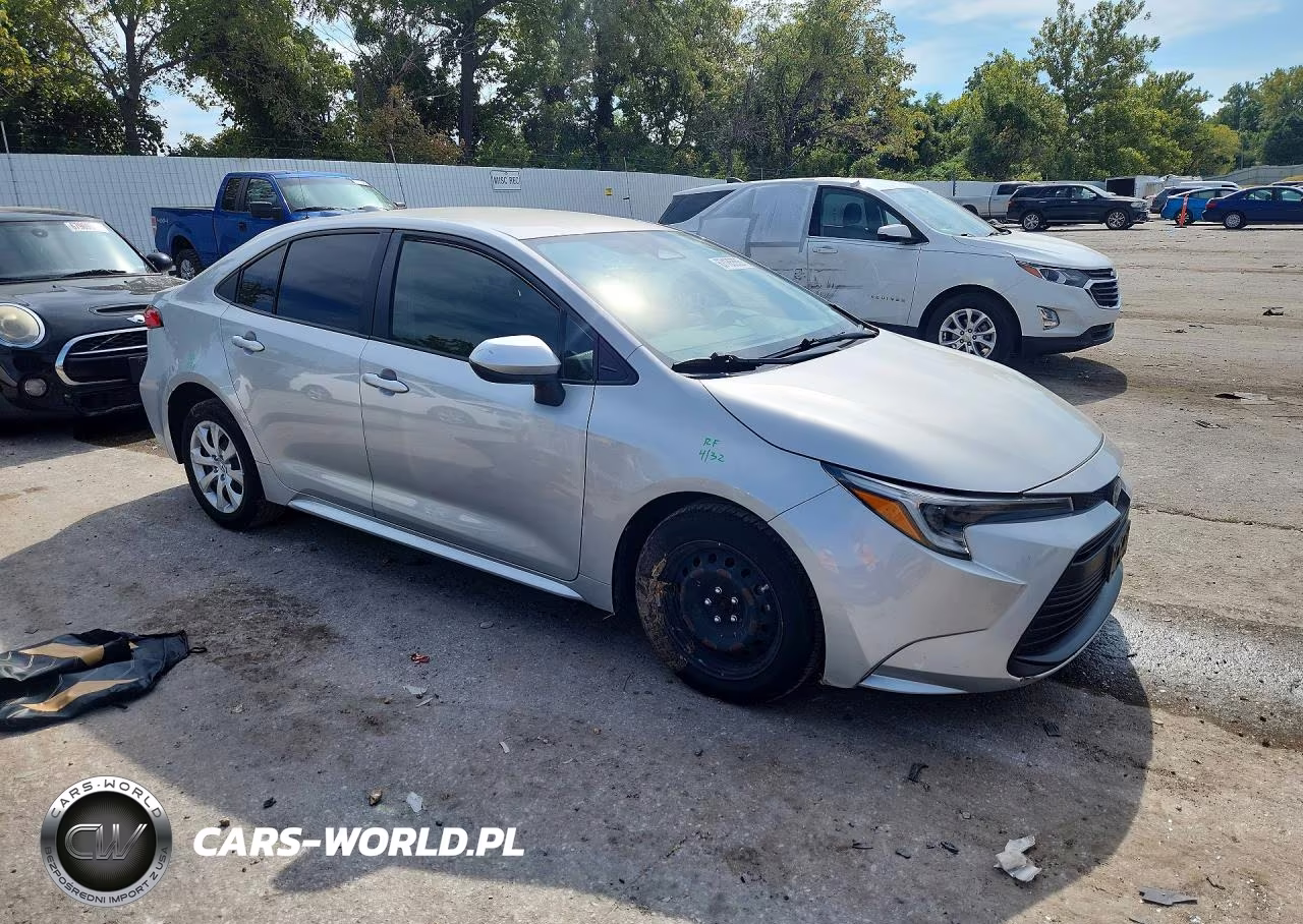 2023 Toyota Corolla Hybrid Le VIN:JTDBCMFEXPJ003809 - 4