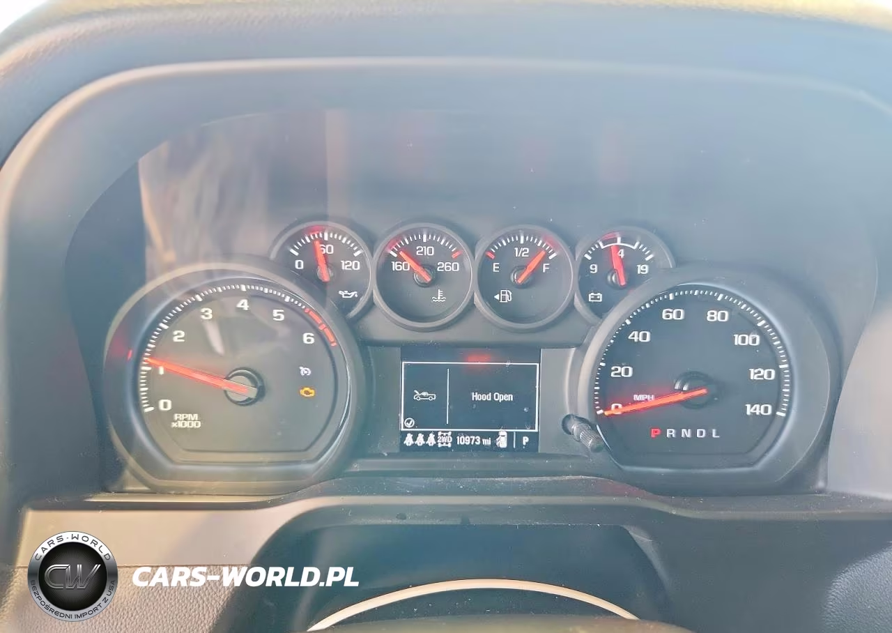2026 Chevrolet Silverado K2500 Custom VIN:2GC4KME7XT1130739 - 9