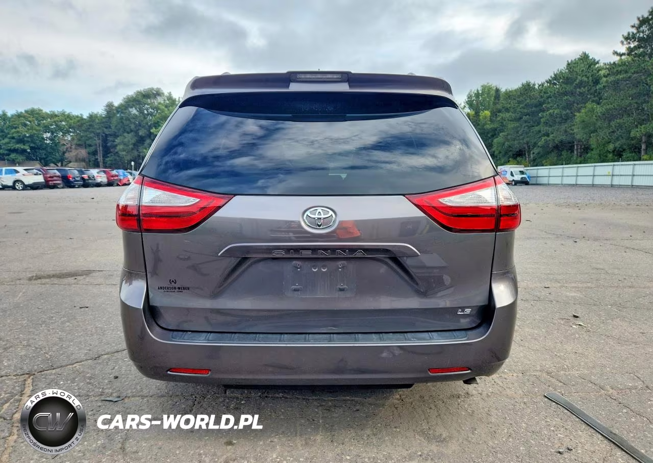 2018 Toyota Sienna Le VIN:5TDKZ3DC9JS951042 - 6