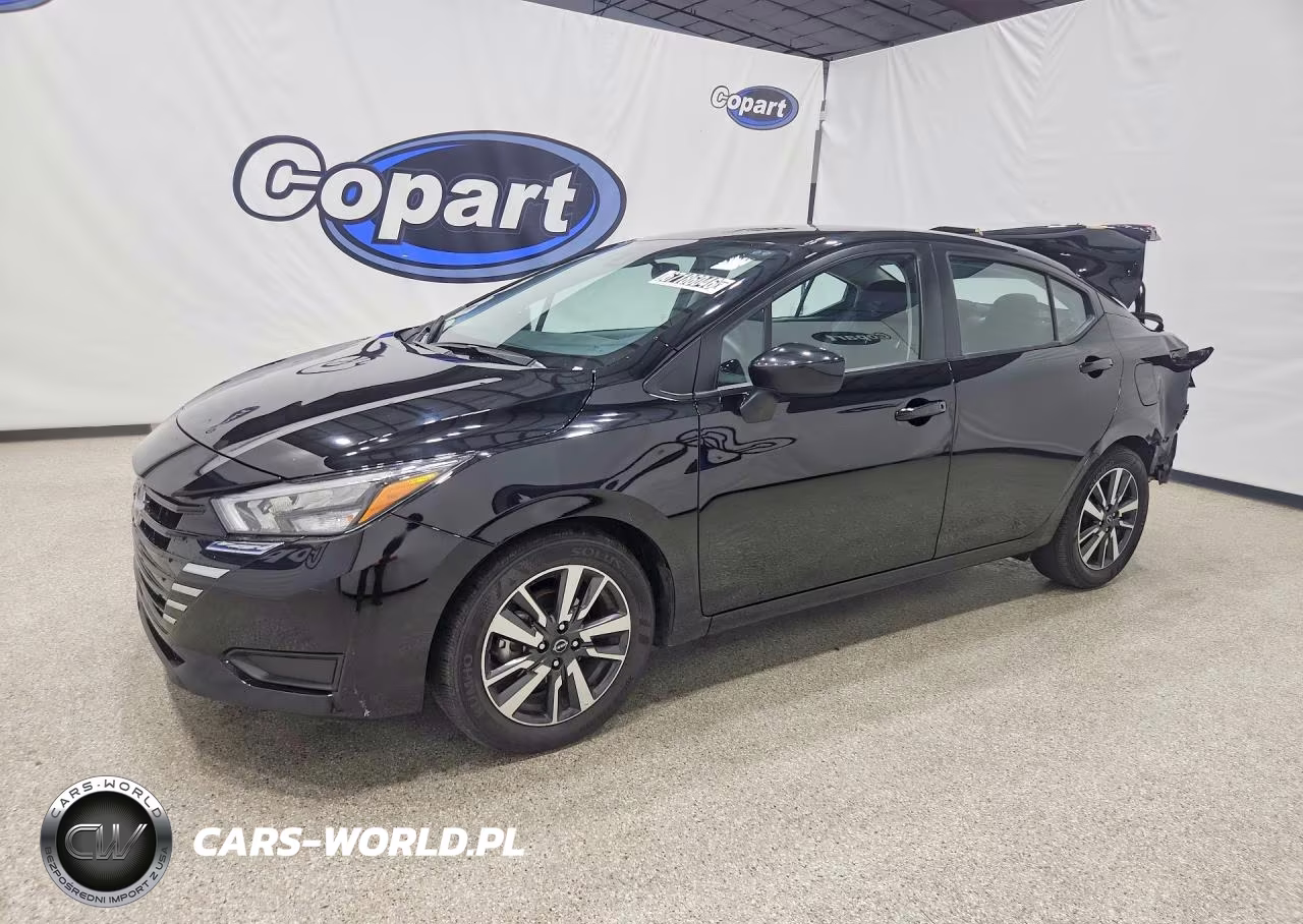 2025 Nissan Versa Sv