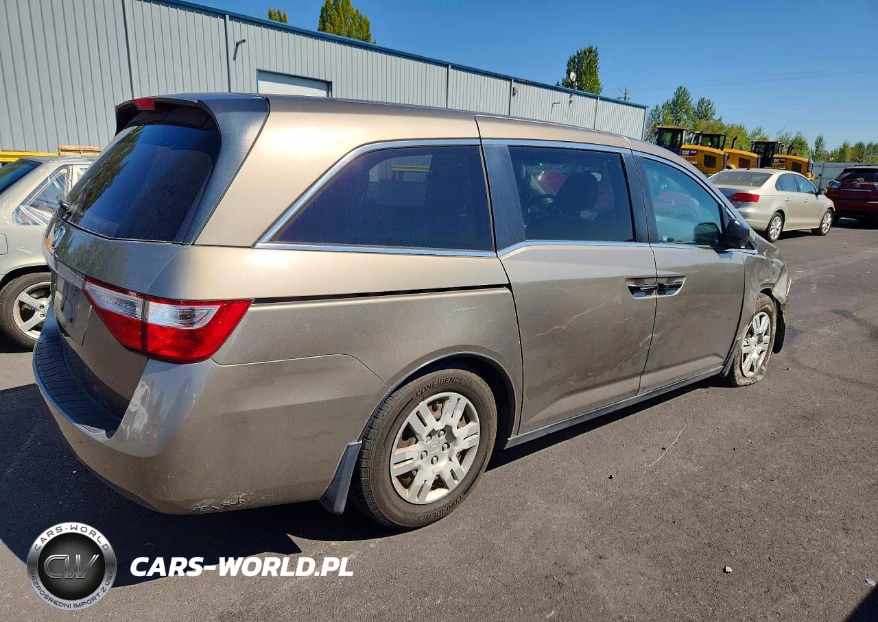 2012 Honda Odyssey Lx VIN:5FNRL5H27CB021449 - 3