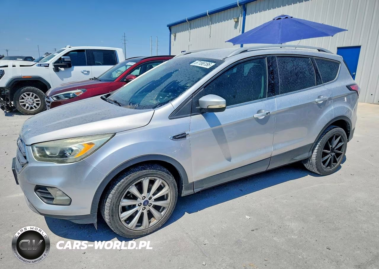 2017 Ford Escape Titanium – zdjęcie 1 z 13
