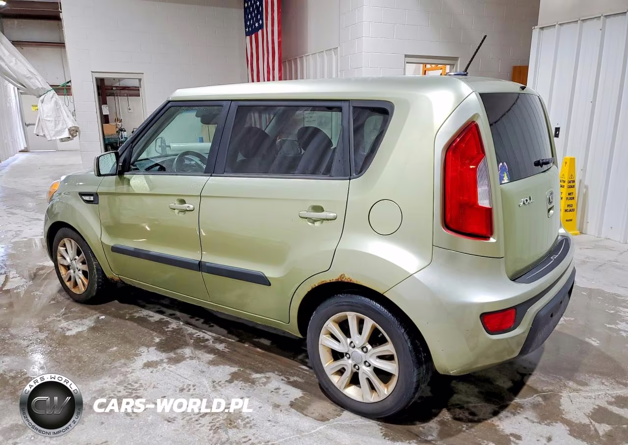 2013 Kia Soul Base VIN:KNDJT2A51D7607281 - 2