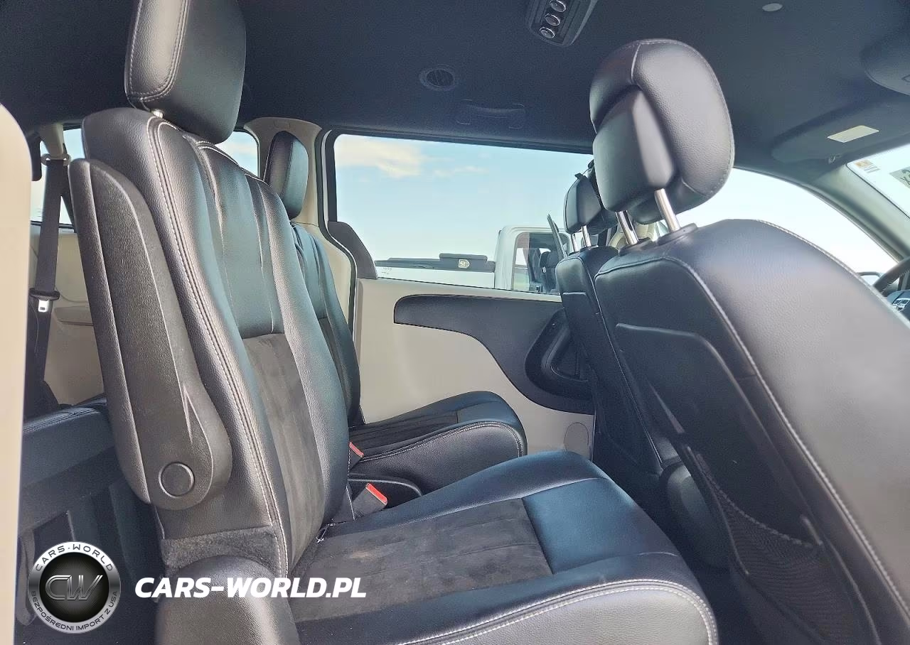2019 Dodge Grand Caravan Sxt VIN:2C4RDGCG6KR566346 - 11