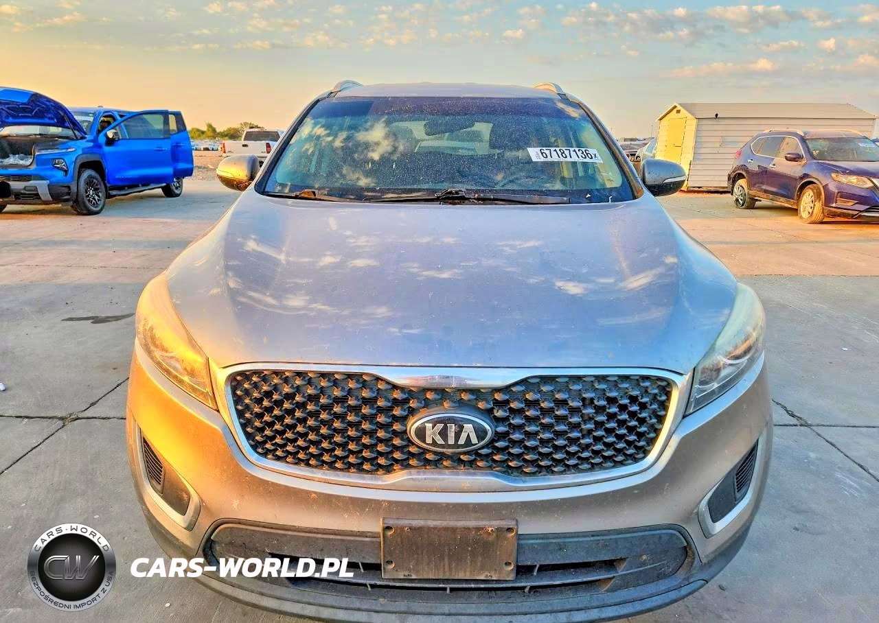 2018 Kia Sorento Lx VIN:5XYPG4A33JG346033 - 5