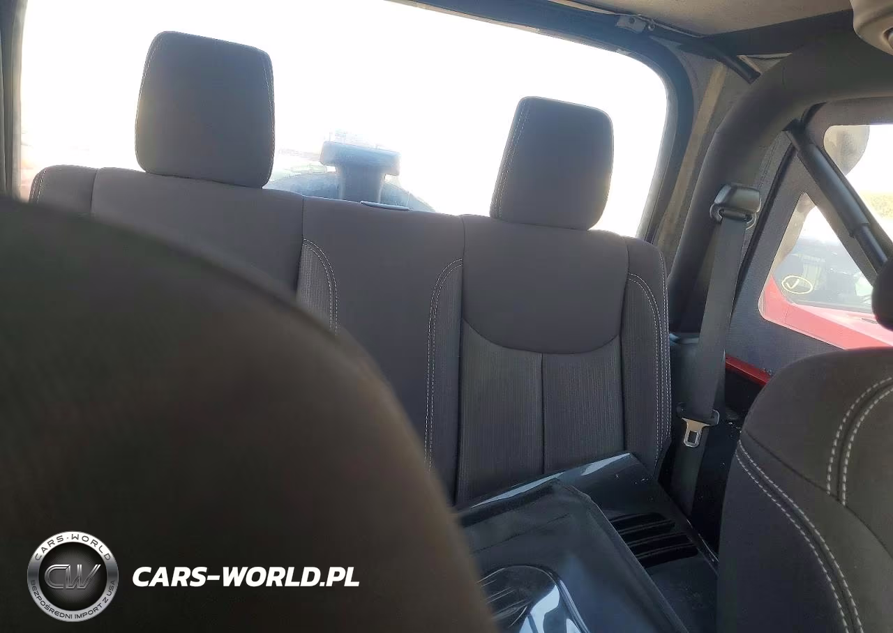 2014 Jeep Wrangler Rubicon VIN:1C4BJWCG2EL248273 - 10