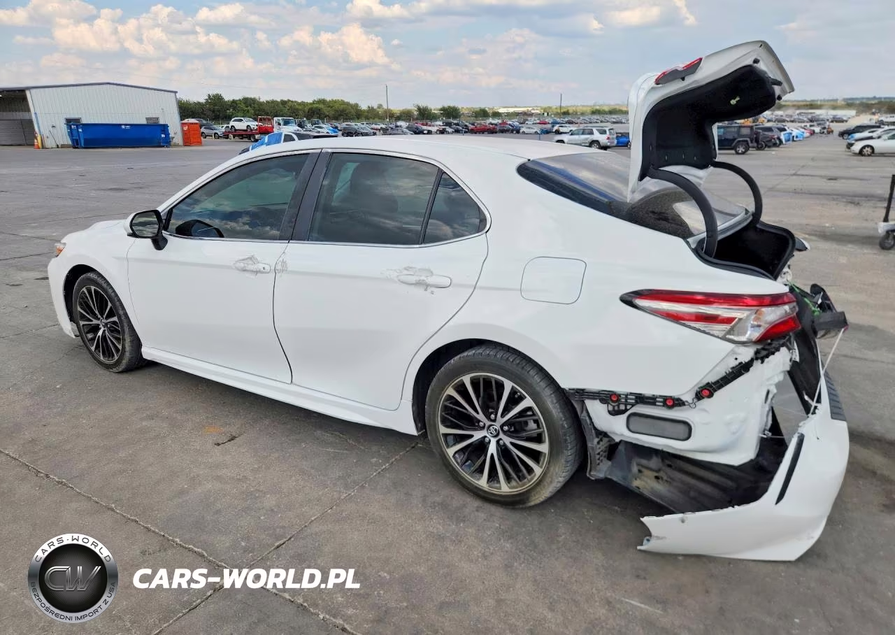 2018 Toyota Camry Se VIN:4T1B11HK8JU148971 - 2