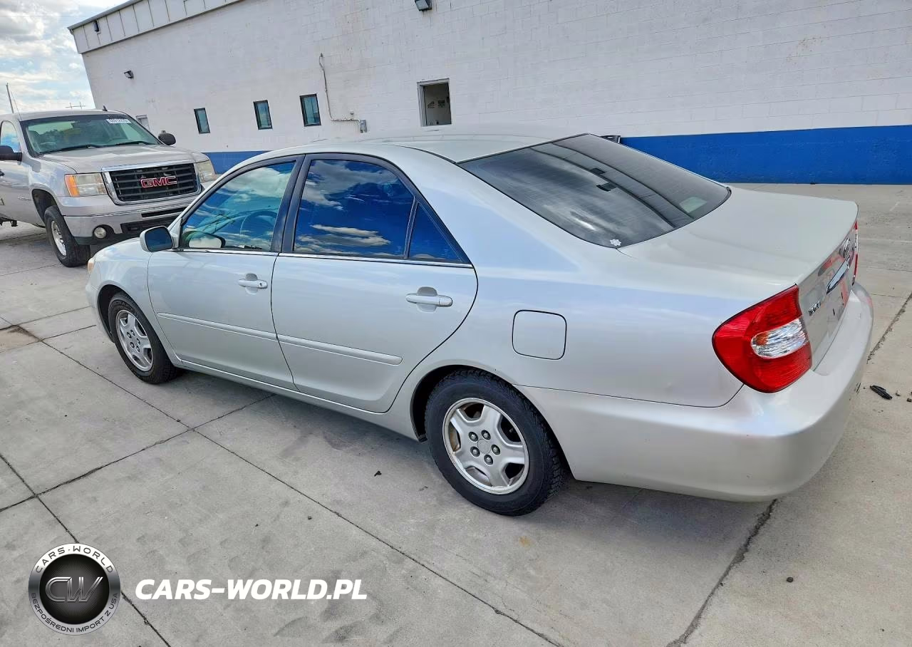 2002 Toyota Camry Le V6 VIN:4T1BF32K72U024312 - 2