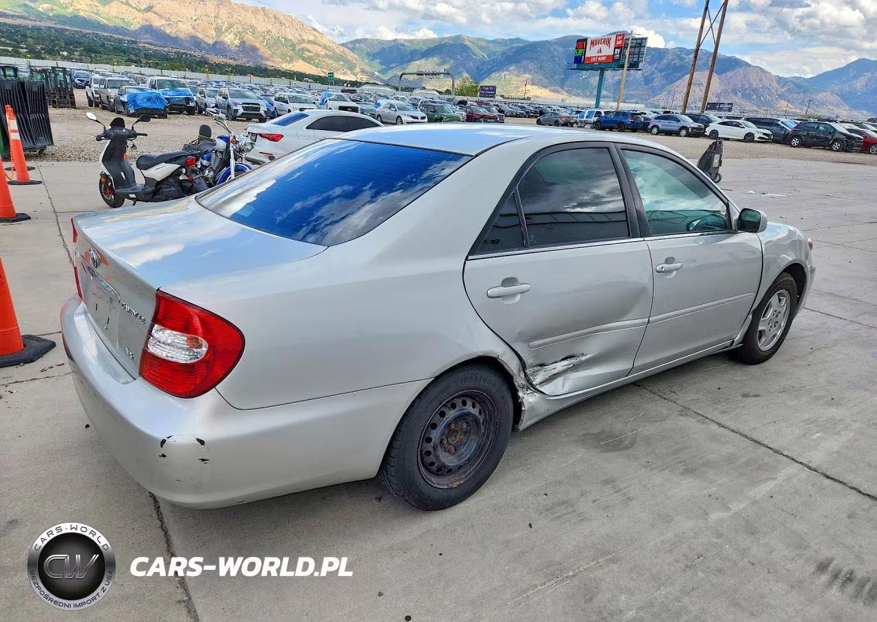 2002 Toyota Camry Le V6 VIN:4T1BF32K72U024312 - 3