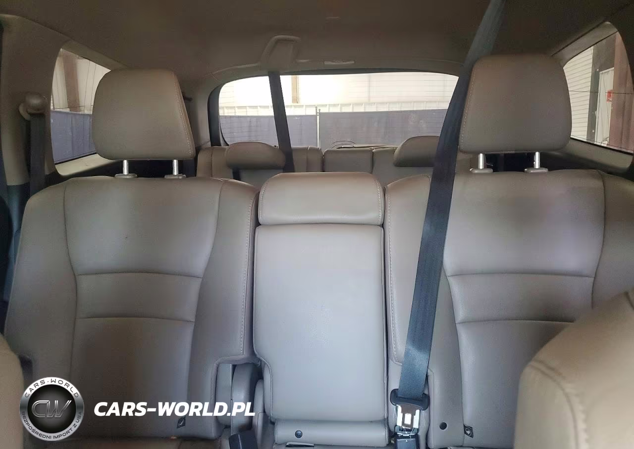 2017 Honda Pilot Touring VIN:5FNYF6H91HB035800 - 10