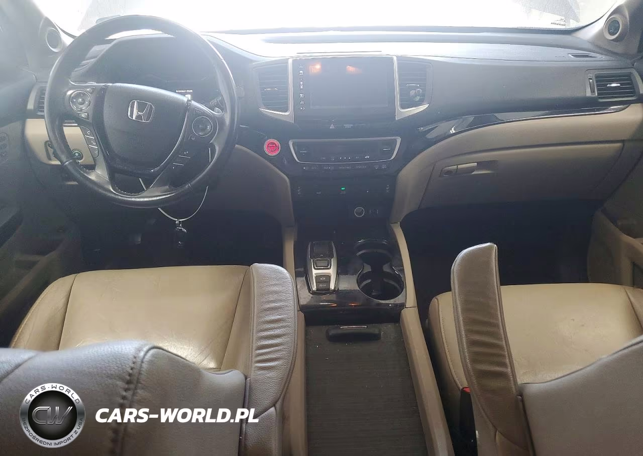 2017 Honda Pilot Touring VIN:5FNYF6H91HB035800 - 8