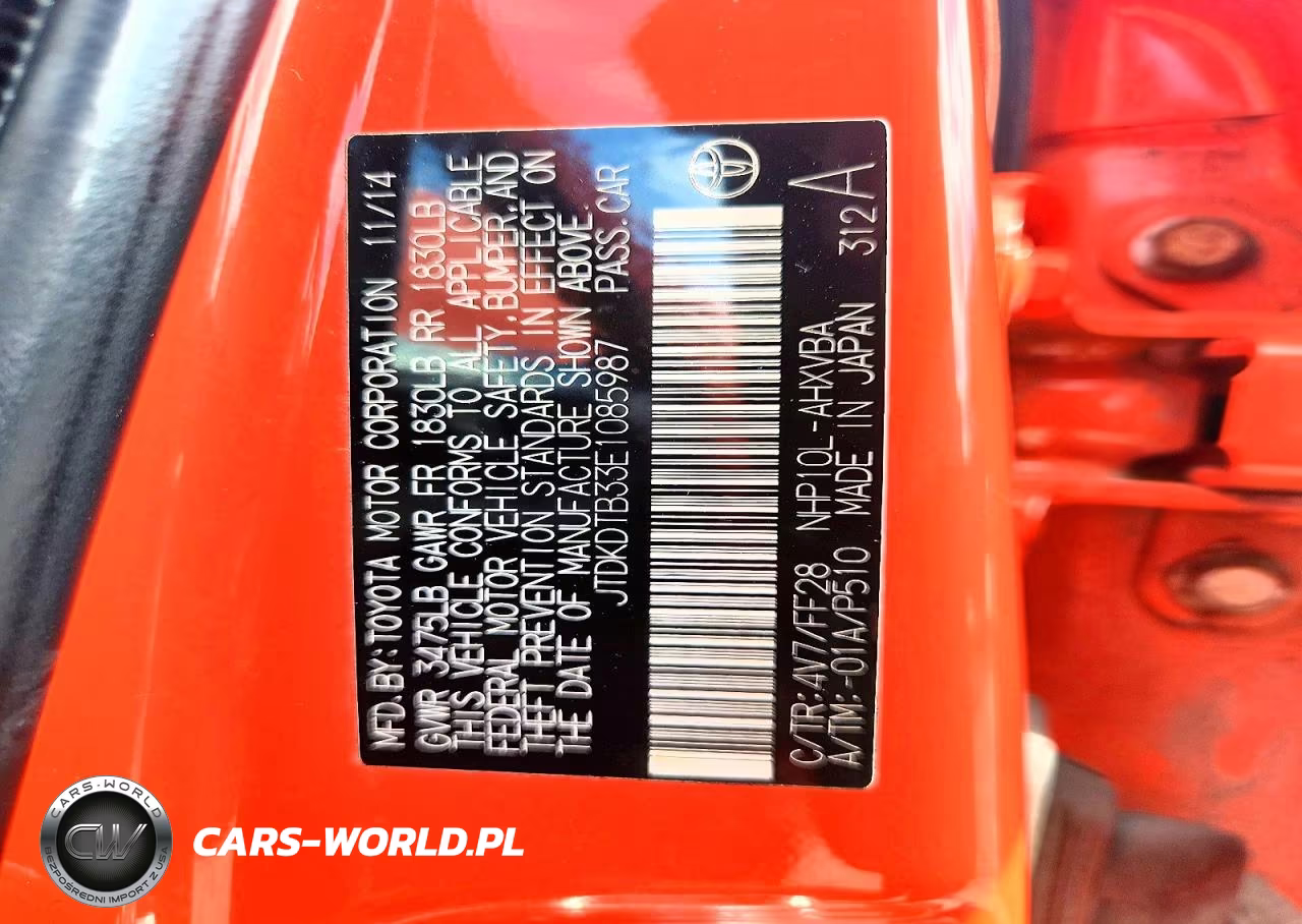 2014 Toyota Prius C Two VIN:JTDKDTB33E1085987 - 12