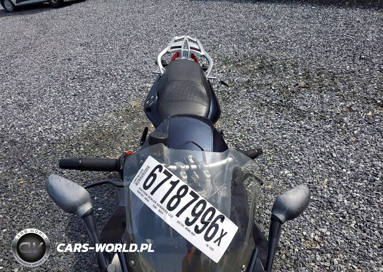 2010 BMW F800 St VIN:WB1024409AZR12499 - 5