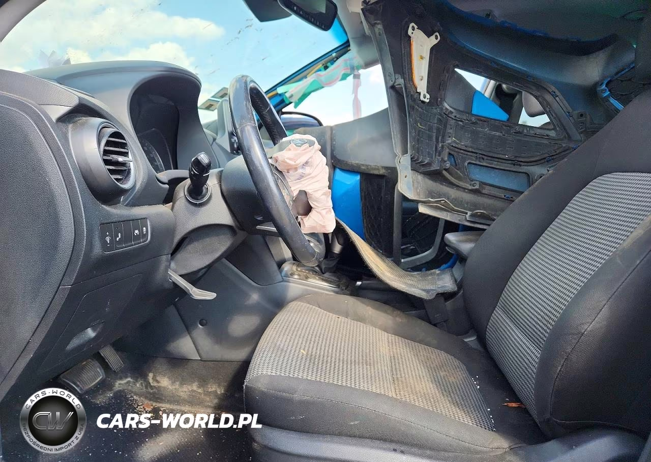 2020 Hyundai Kona Sel Plus VIN:KM8K62AA4LU571400 - 7
