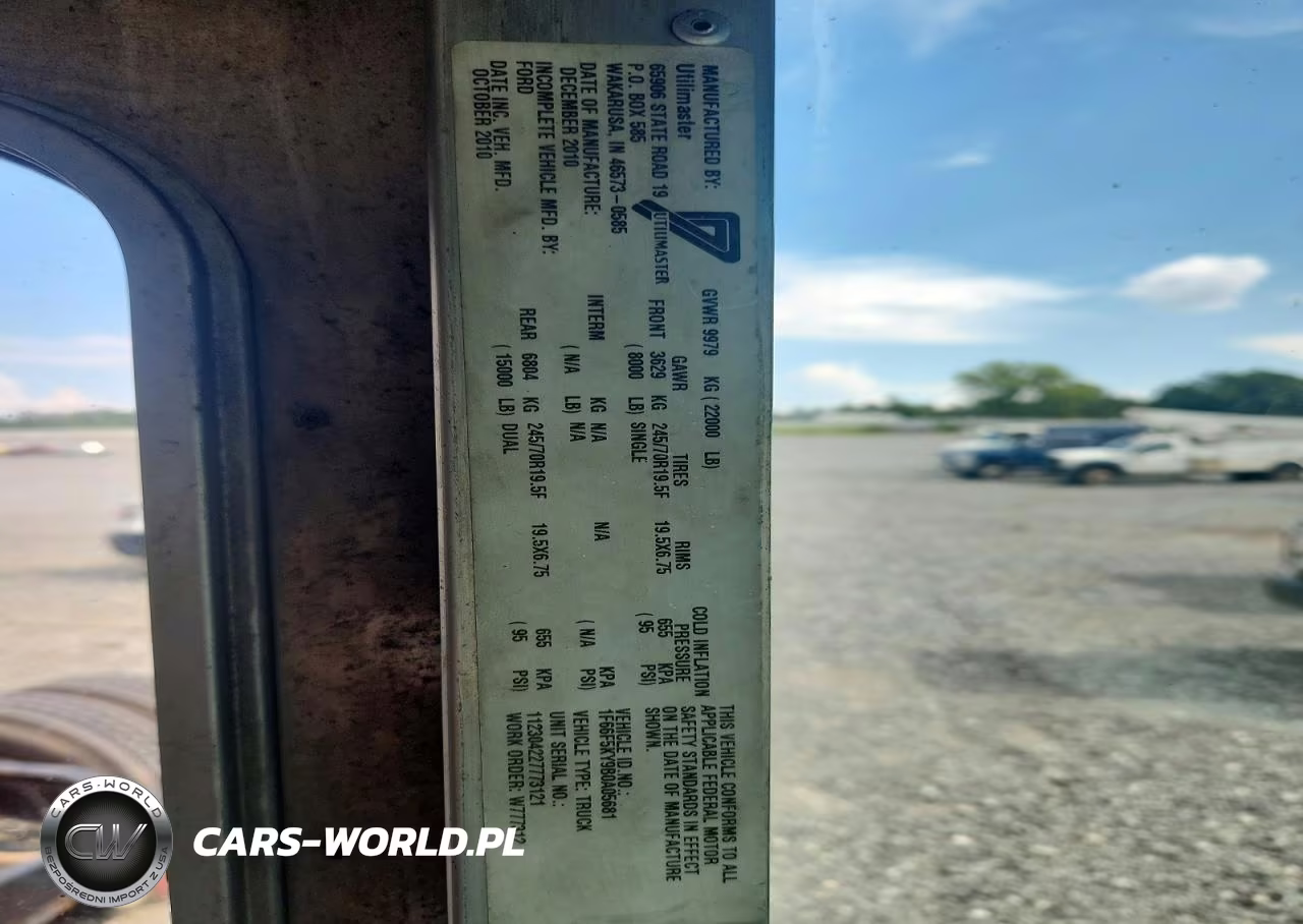 2011 Ford F59 Delivery Truck VIN:1F66F5KY9B0A05681 - 11