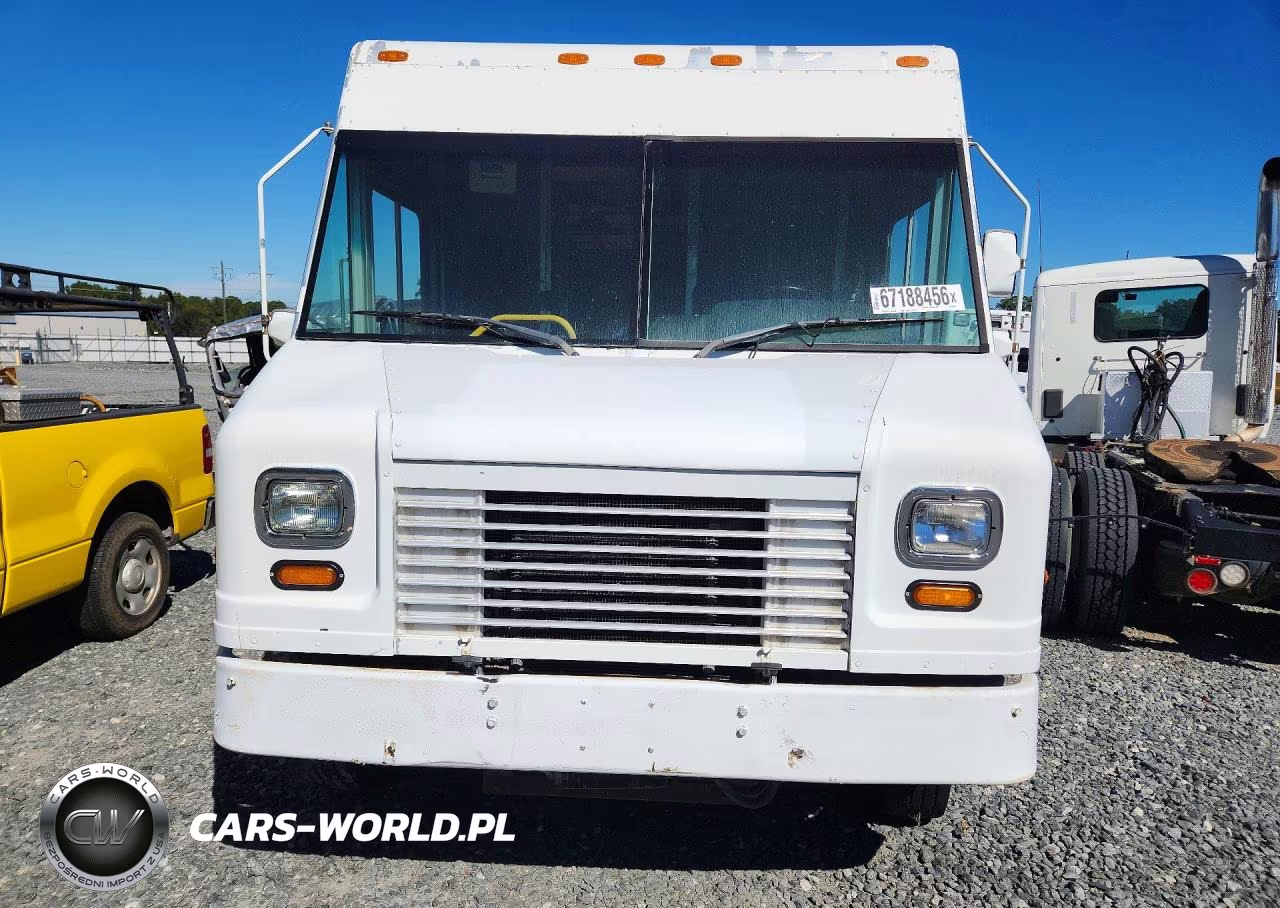 2011 Ford F59 Delivery Truck VIN:1F66F5KY9B0A05681 - 5