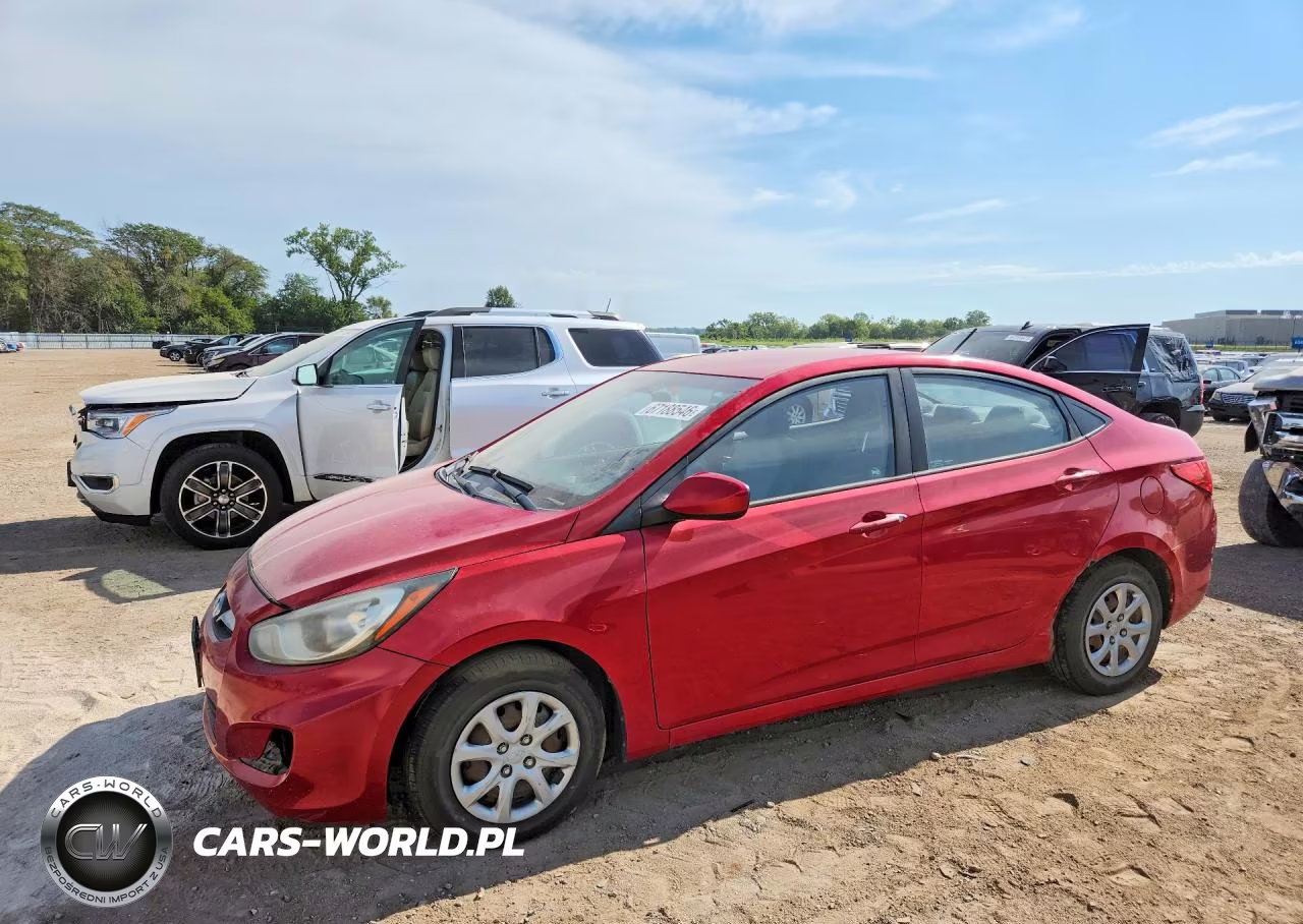 2013 Hyundai Accent Gls VIN:KMHCT4AE7DU494812 - 1