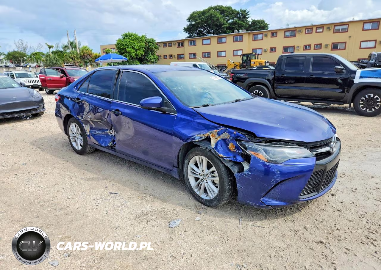 2016 Toyota Camry Se VIN:4T1BF1FK1GU600434 - 4