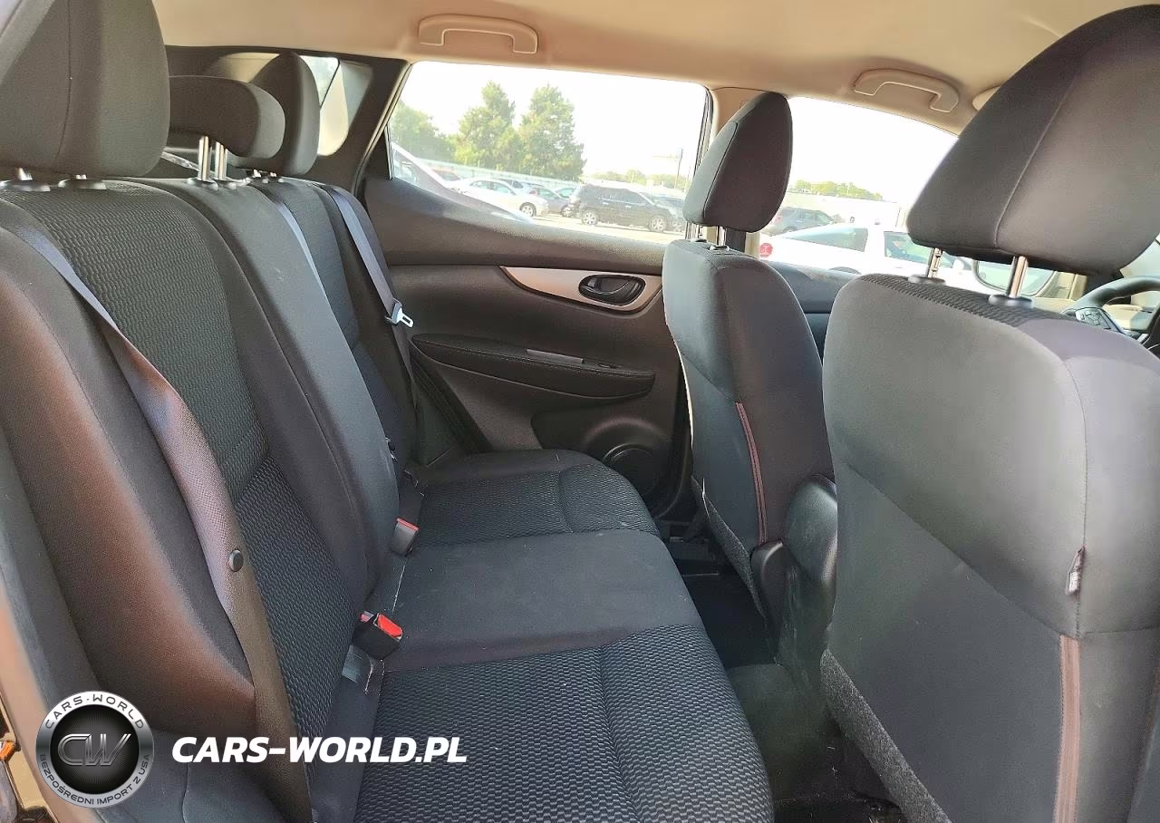 2018 Nissan Rogue Sport S VIN:JN1BJ1CP7JW108296 - 11