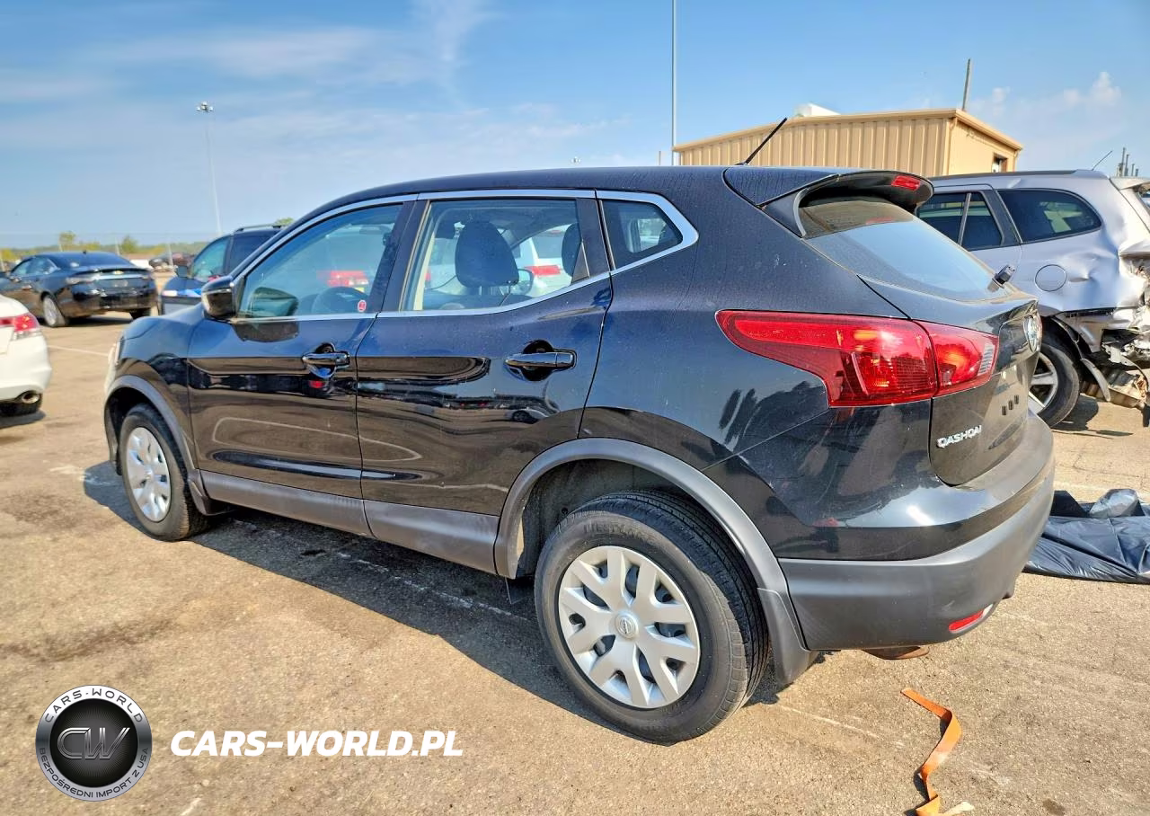 2018 Nissan Rogue Sport S VIN:JN1BJ1CP7JW108296 - 2