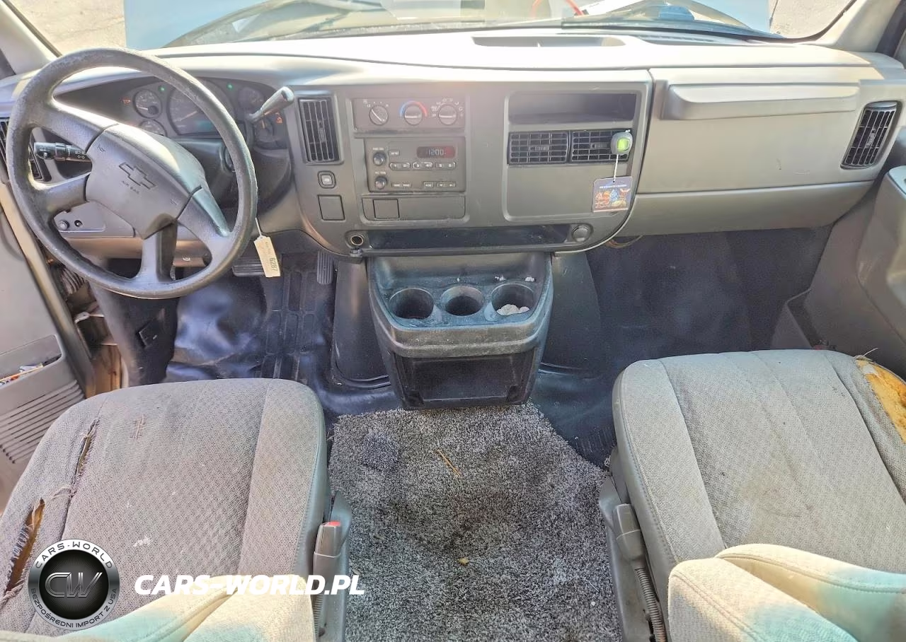 2003 Chevrolet Express G2500 VIN:1GCFG25T031140133 - 8