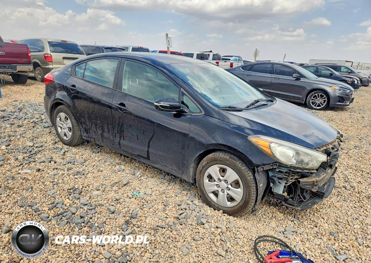 2015 Kia Forte Lx VIN:KNAFX4A66F5429586 - 4