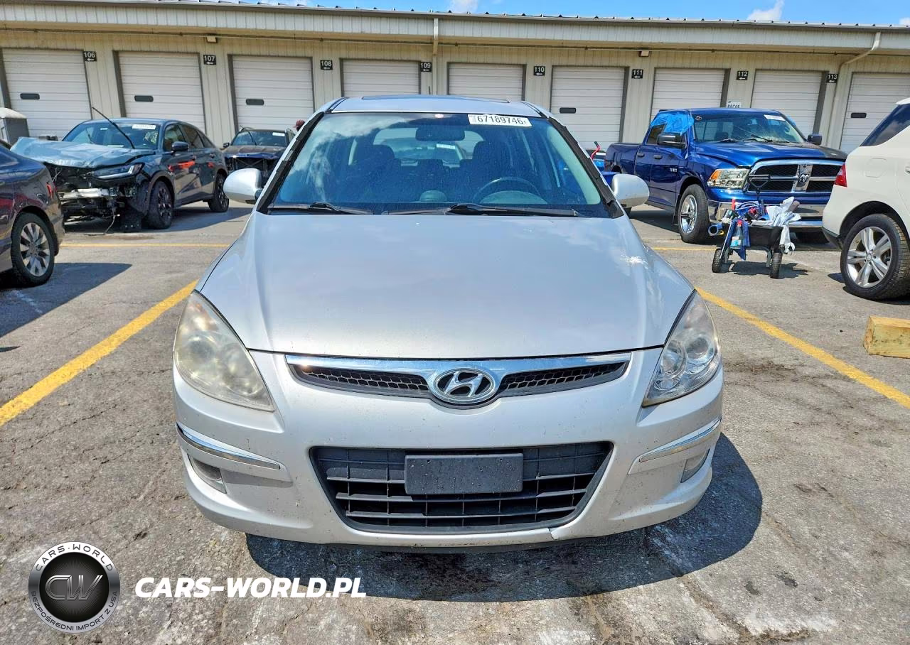 2009 Hyundai Elantra Touring VIN:KMHDC86E99U032053 - 5