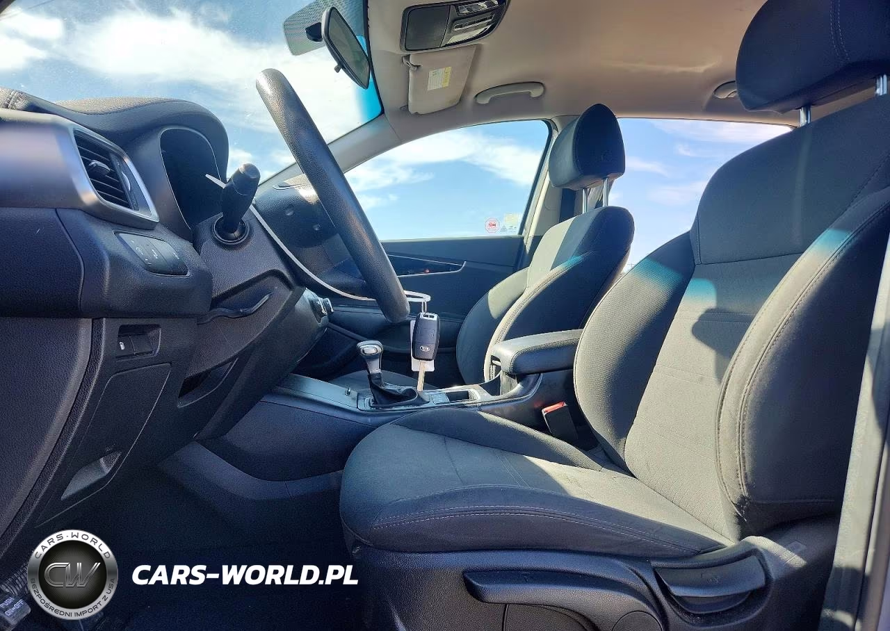 2020 Kia Sorento Lx VIN:5XYPGDA3XLG631184 - 7
