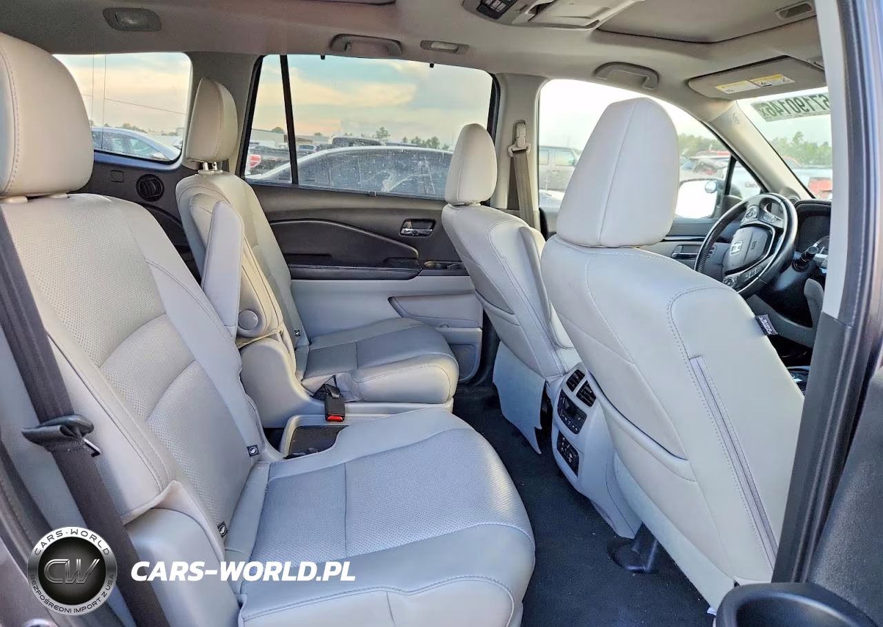 2017 Honda Pilot Elite VIN:5FNYF6H03HB067780 - 11