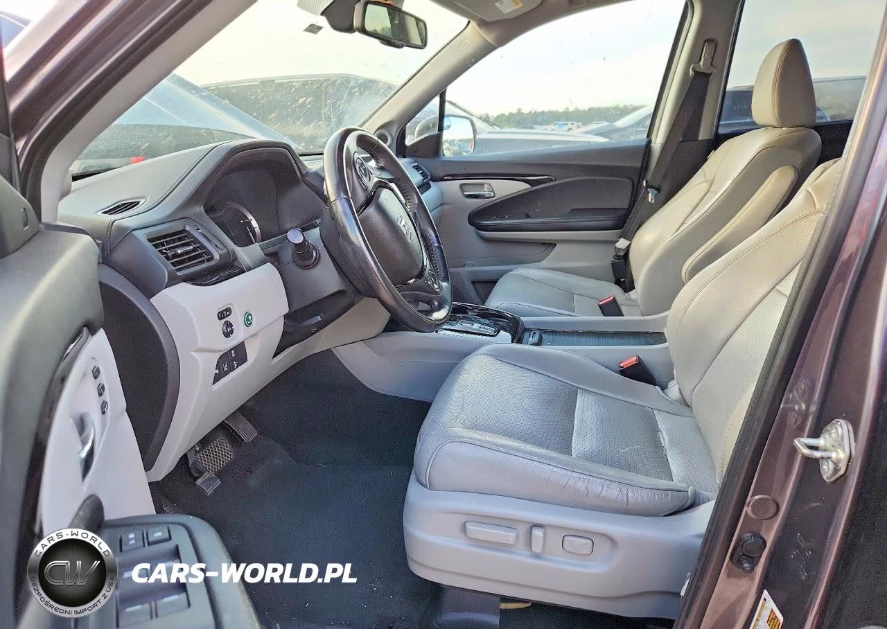 2017 Honda Pilot Elite VIN:5FNYF6H03HB067780 - 7