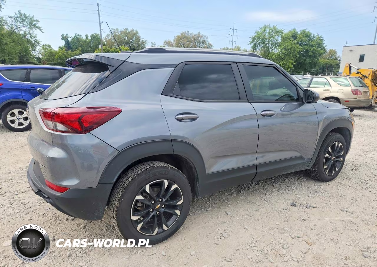 2021 Chevrolet Trailblazer Lt VIN:KL79MRSL8MB048814 - 3