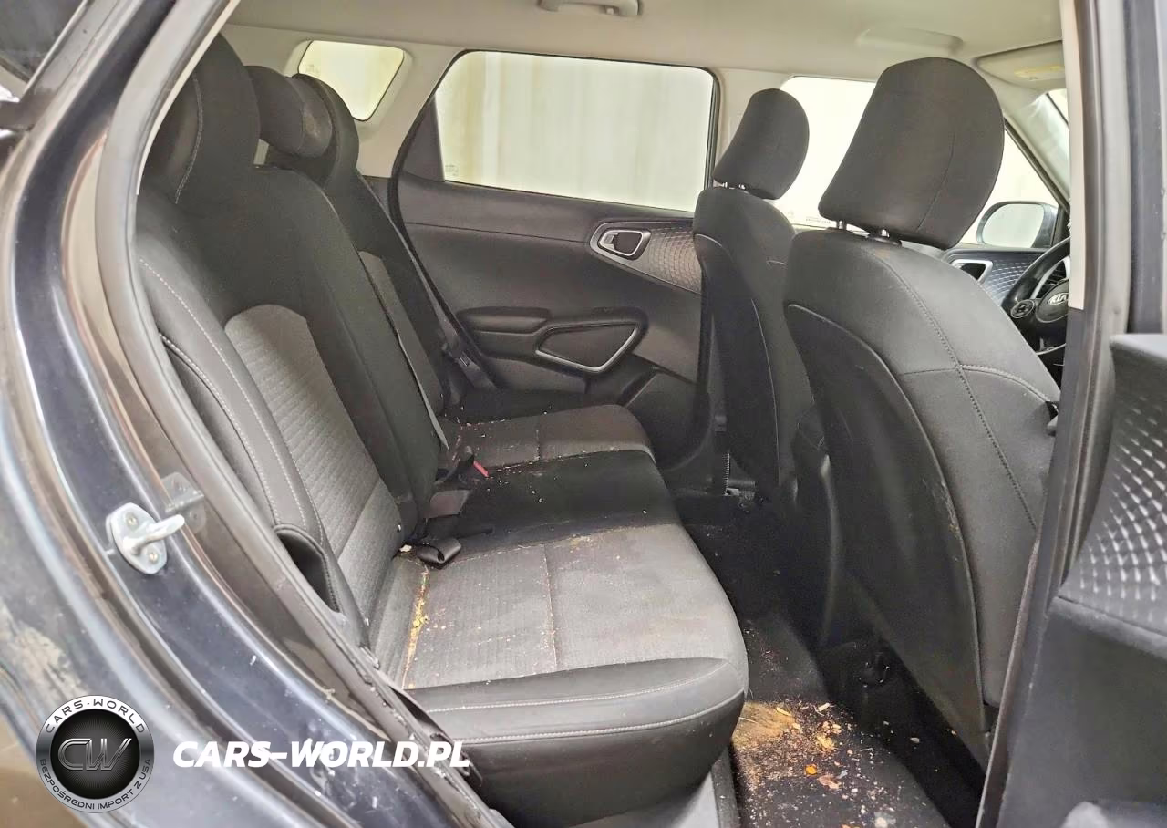 2020 Kia Soul S VIN:KNDJ23AU8L7042350 - 10