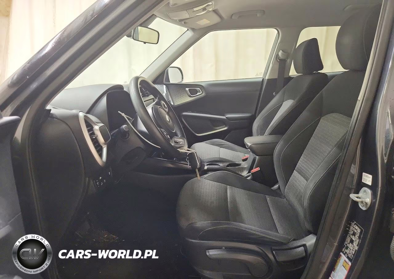 2020 Kia Soul S VIN:KNDJ23AU8L7042350 - 7