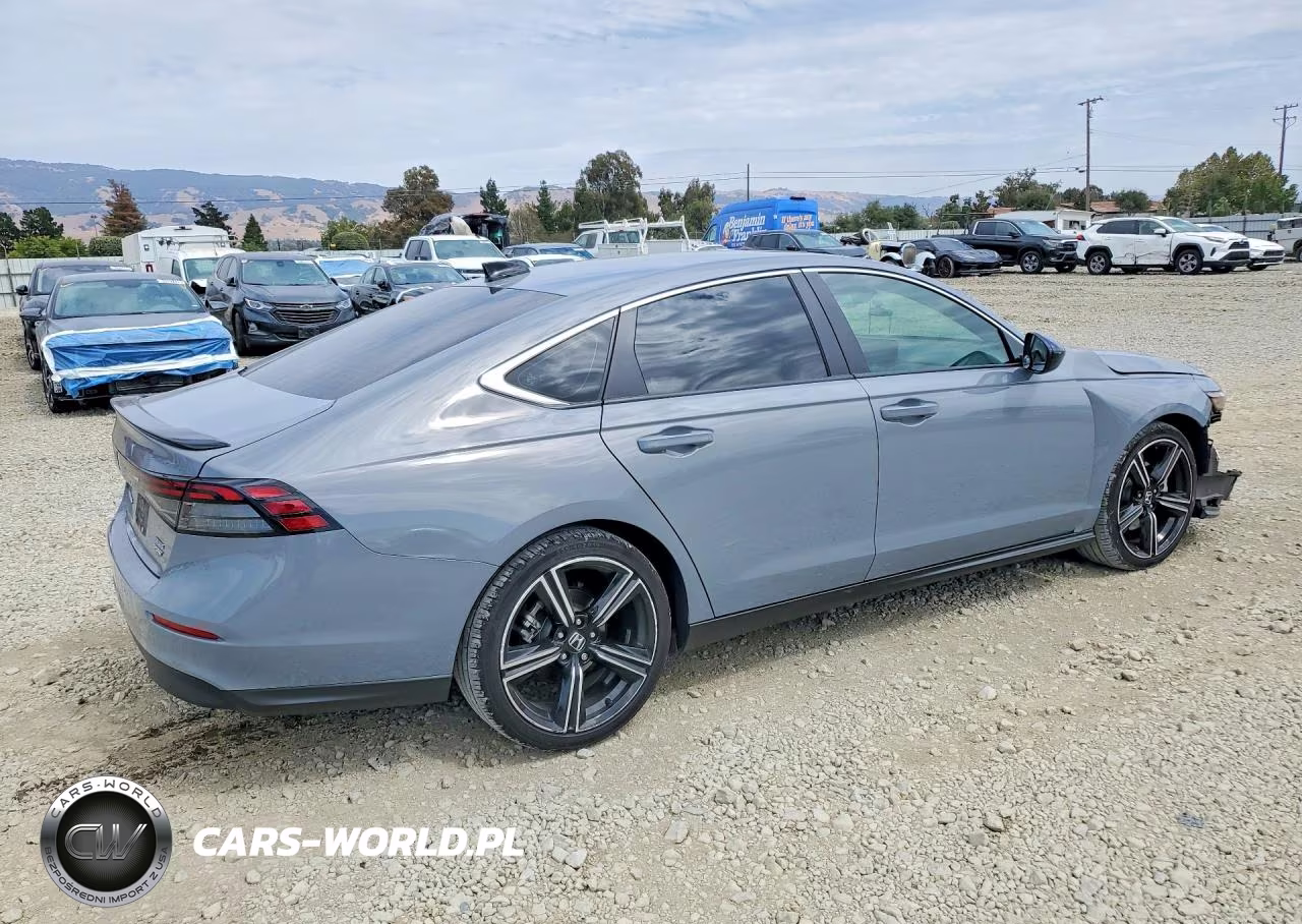 2025 Honda Accord Hybrid Sport VIN:1HGCY2F52SA086852 - 3