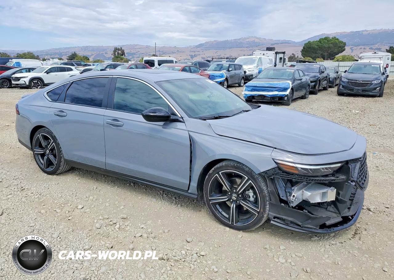 2025 Honda Accord Hybrid Sport VIN:1HGCY2F52SA086852 - 4
