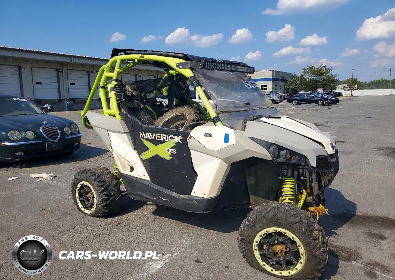 2015 Can-Am Maverick Utility Vehicle