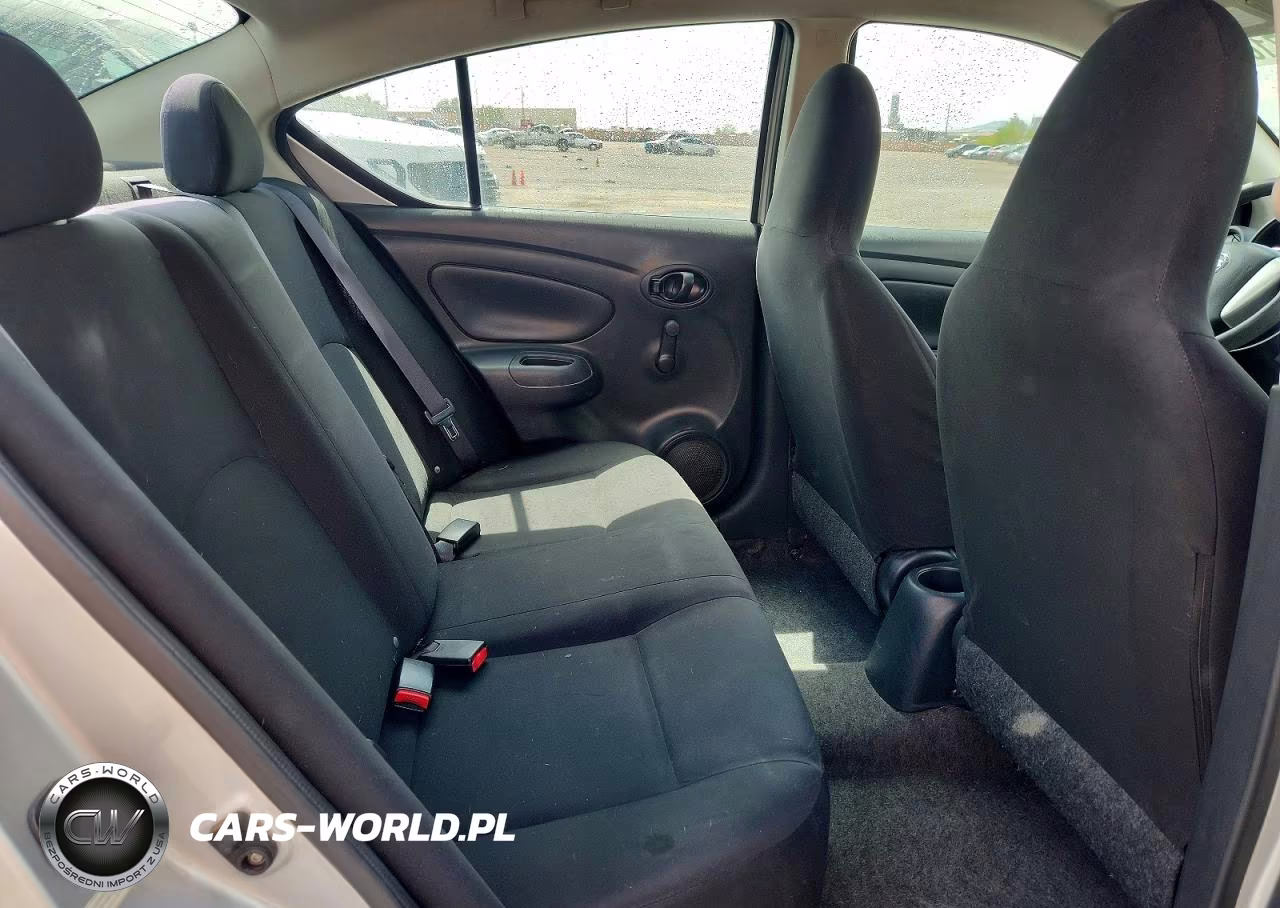 2015 Nissan Versa 1.6 S VIN:3N1CN7AP0FL801724 - 10