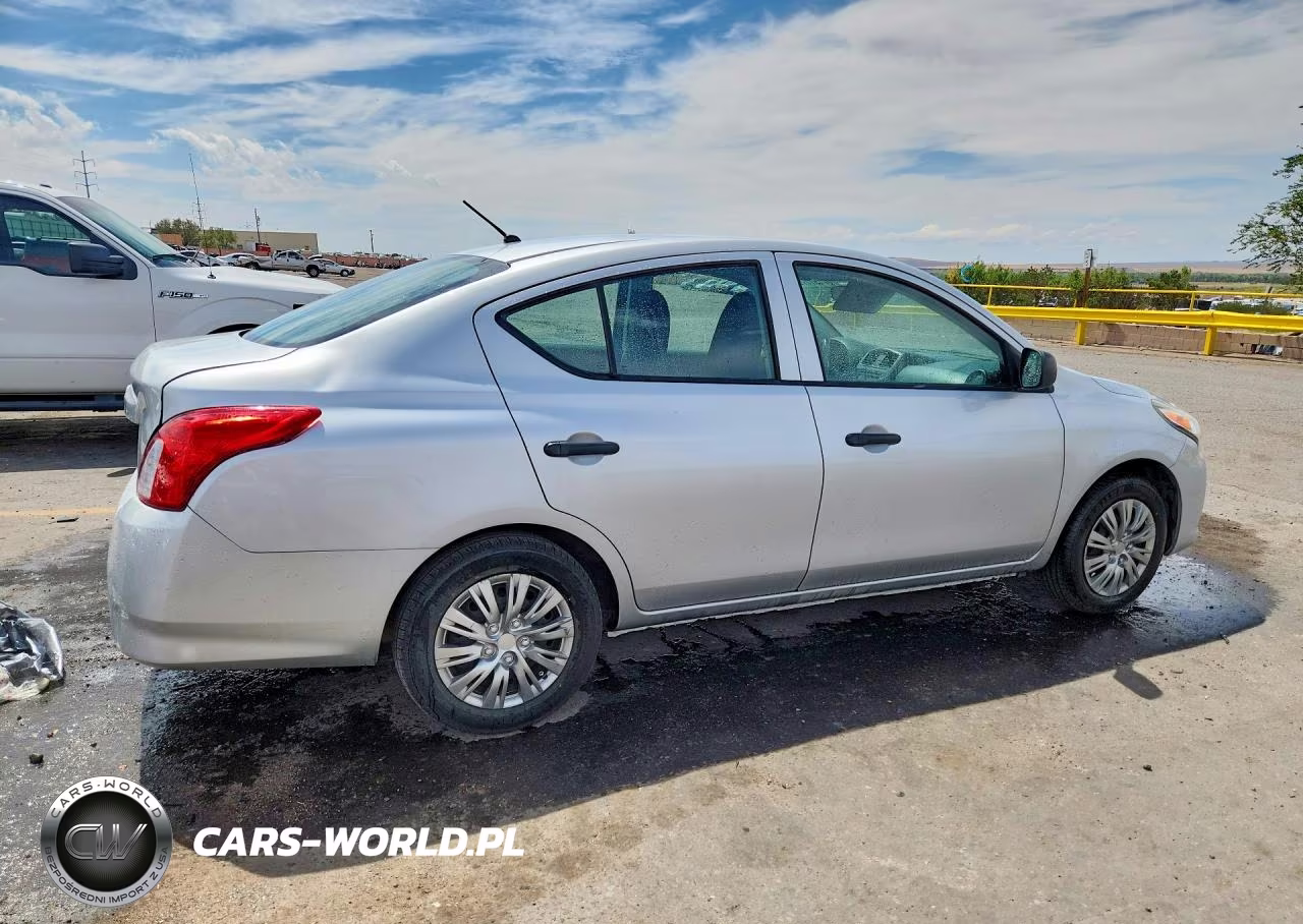 2015 Nissan Versa 1.6 S VIN:3N1CN7AP0FL801724 - 3