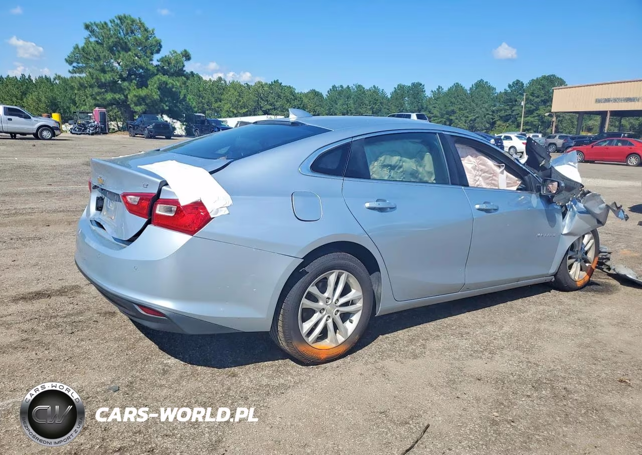2017 Chevrolet Malibu Lt VIN:1G1ZE5ST3HF144723 - 3
