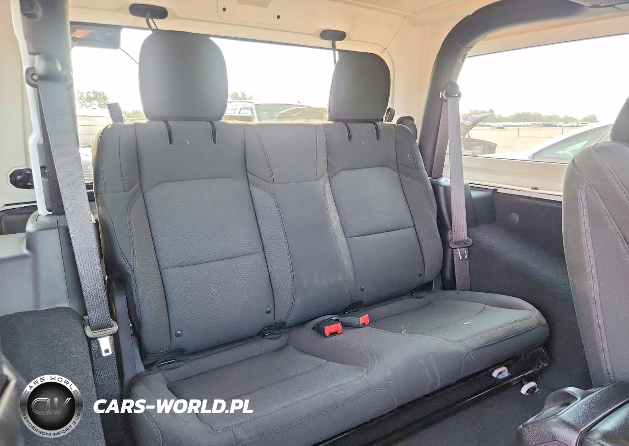2018 Jeep Wrangler Sport VIN:1C4GJXAG6JW212884 - 10