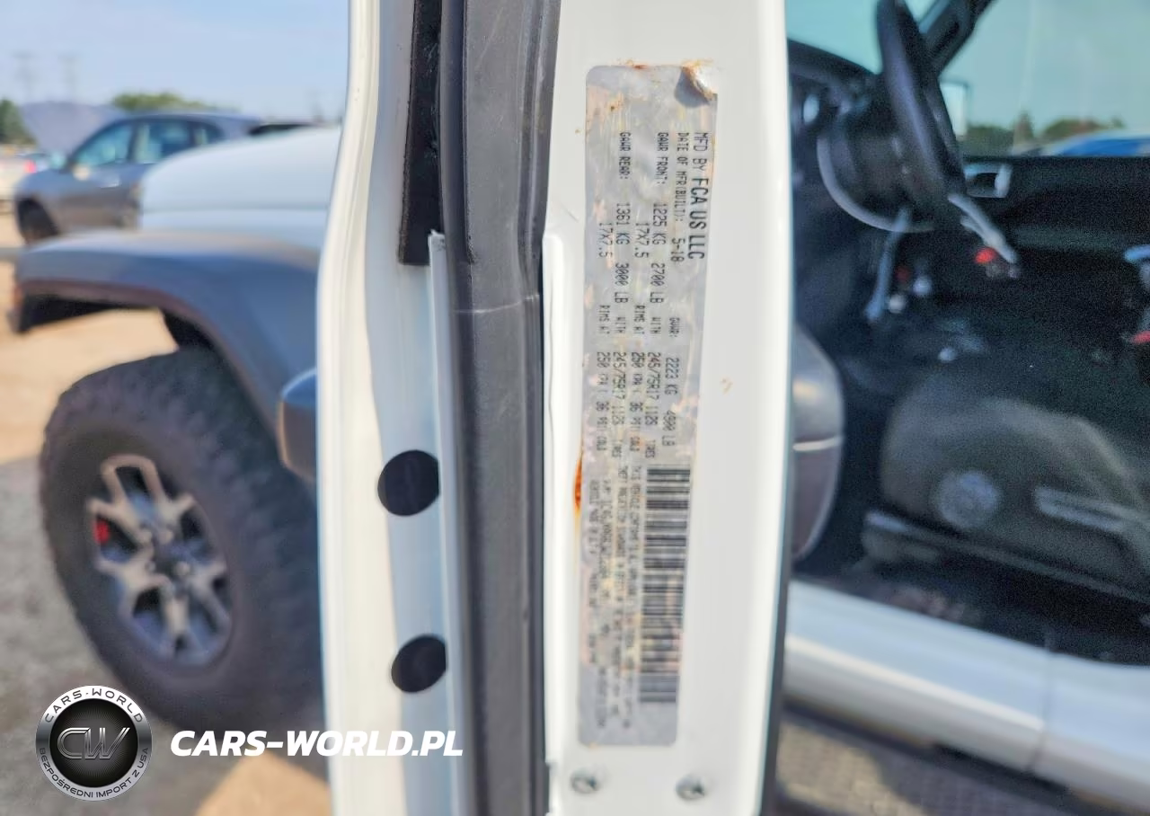 2018 Jeep Wrangler Sport VIN:1C4GJXAG6JW212884 - 13