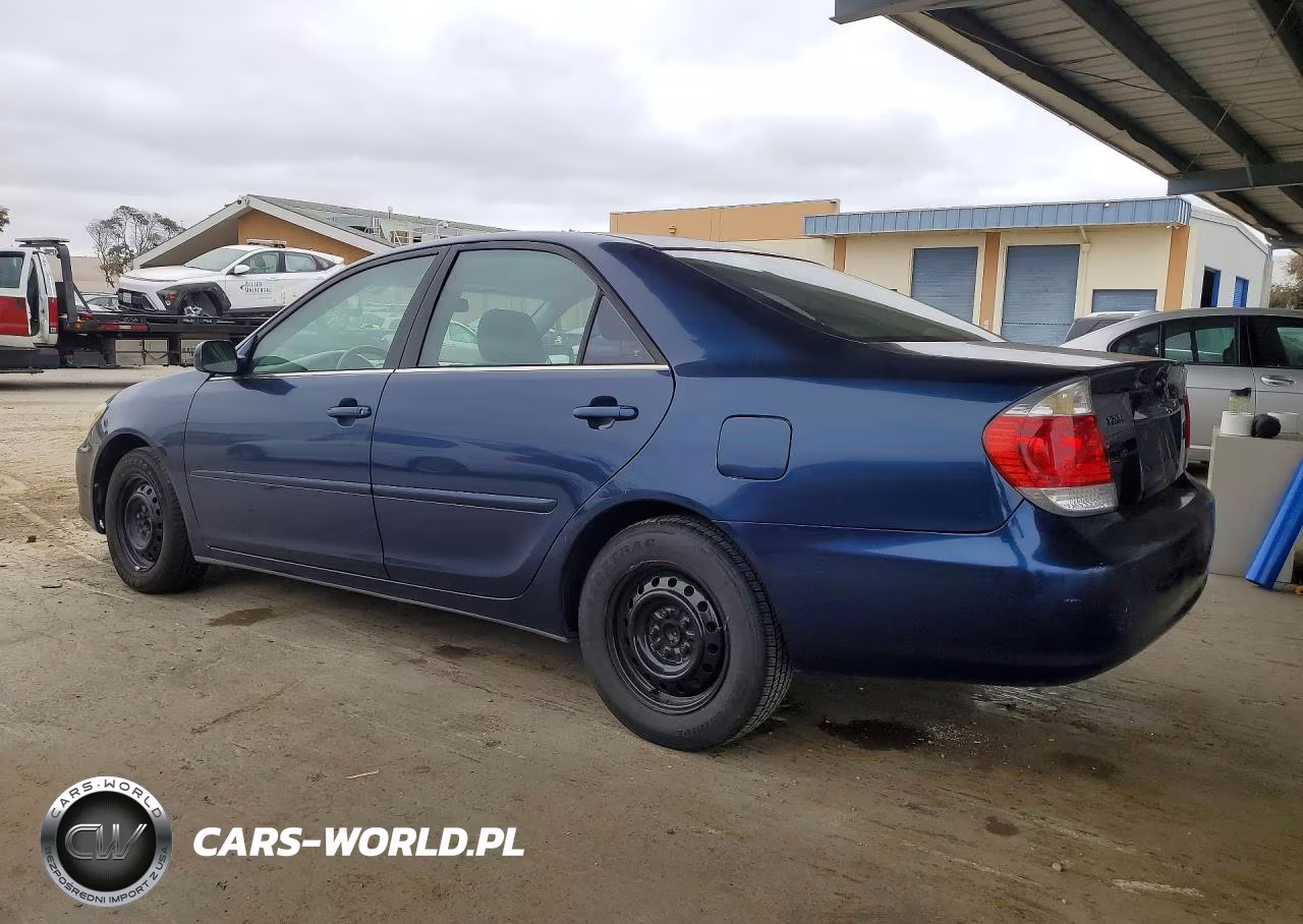 2005 Toyota Camry Le VIN:4T1BE30K65U013571 - 2