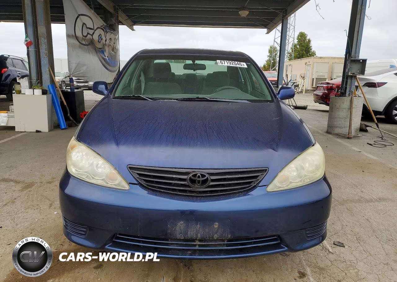 2005 Toyota Camry Le VIN:4T1BE30K65U013571 - 5